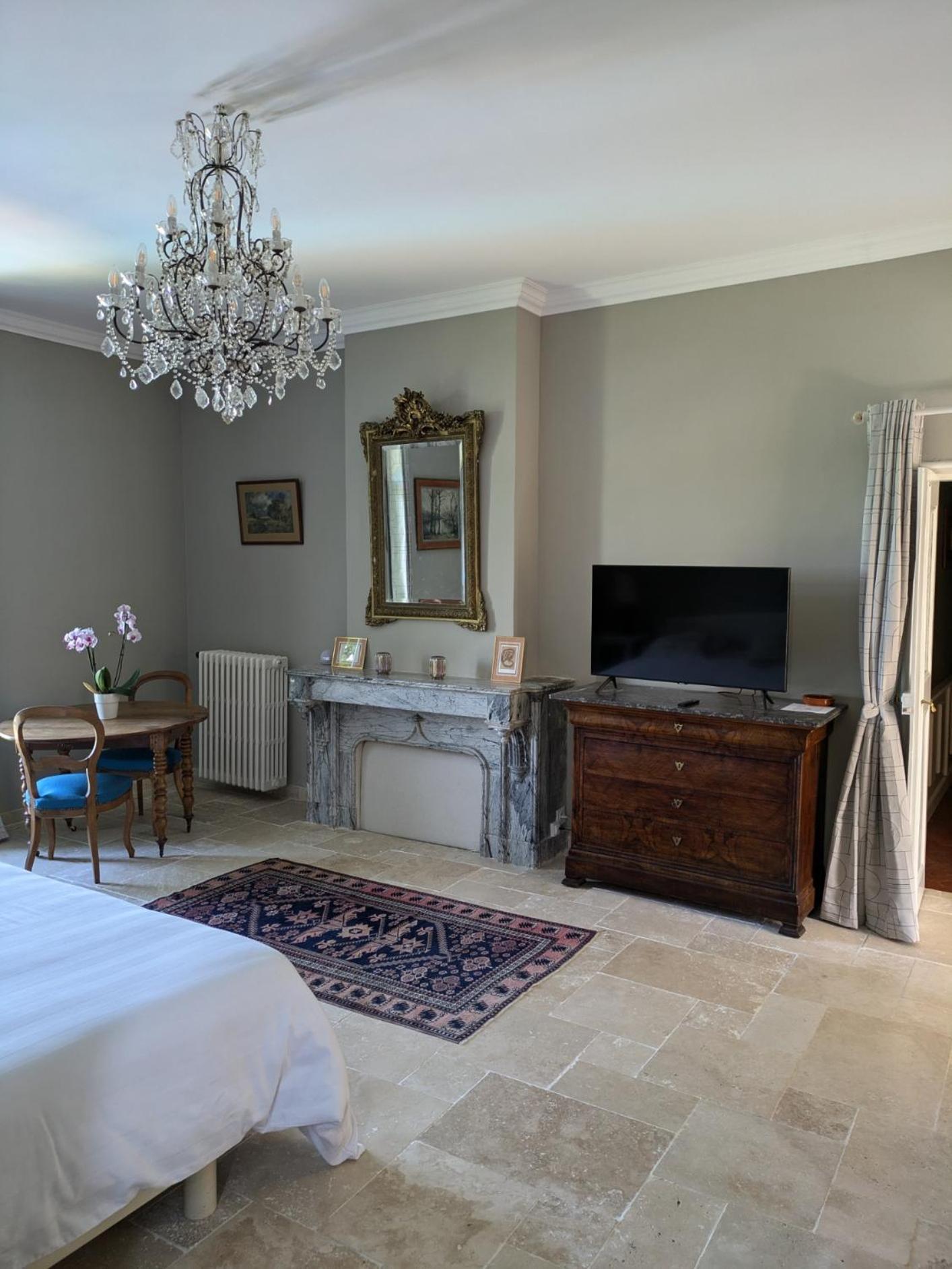 Tornac Le Domaine Du Soulier -Gite Et Chambres D'Hotes - La Maison Du Gardien מראה חיצוני תמונה