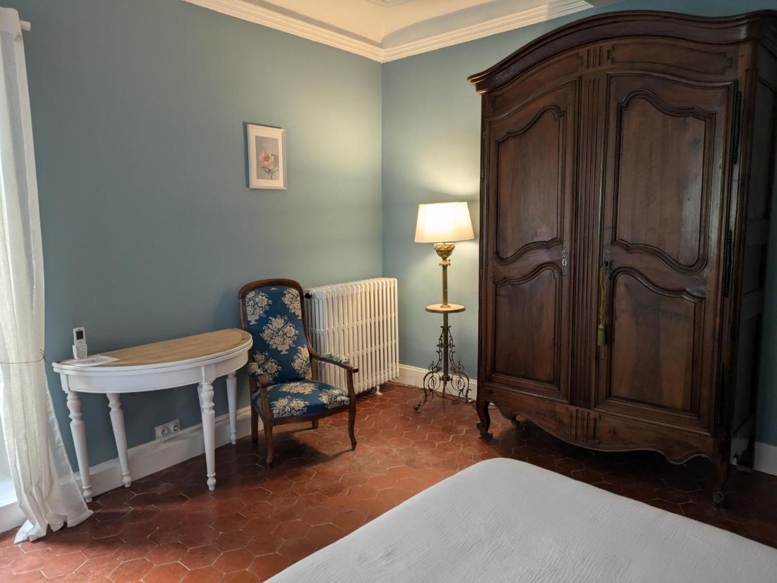 Tornac Le Domaine Du Soulier -Gite Et Chambres D'Hotes - La Maison Du Gardien מראה חיצוני תמונה